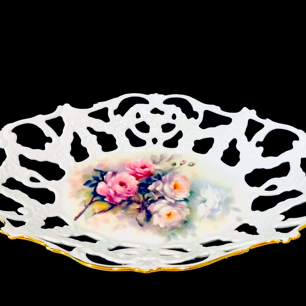 Vintage CC Morgana Collection Handmade & Hand Decorated  in USA Basket 11”-7.5”